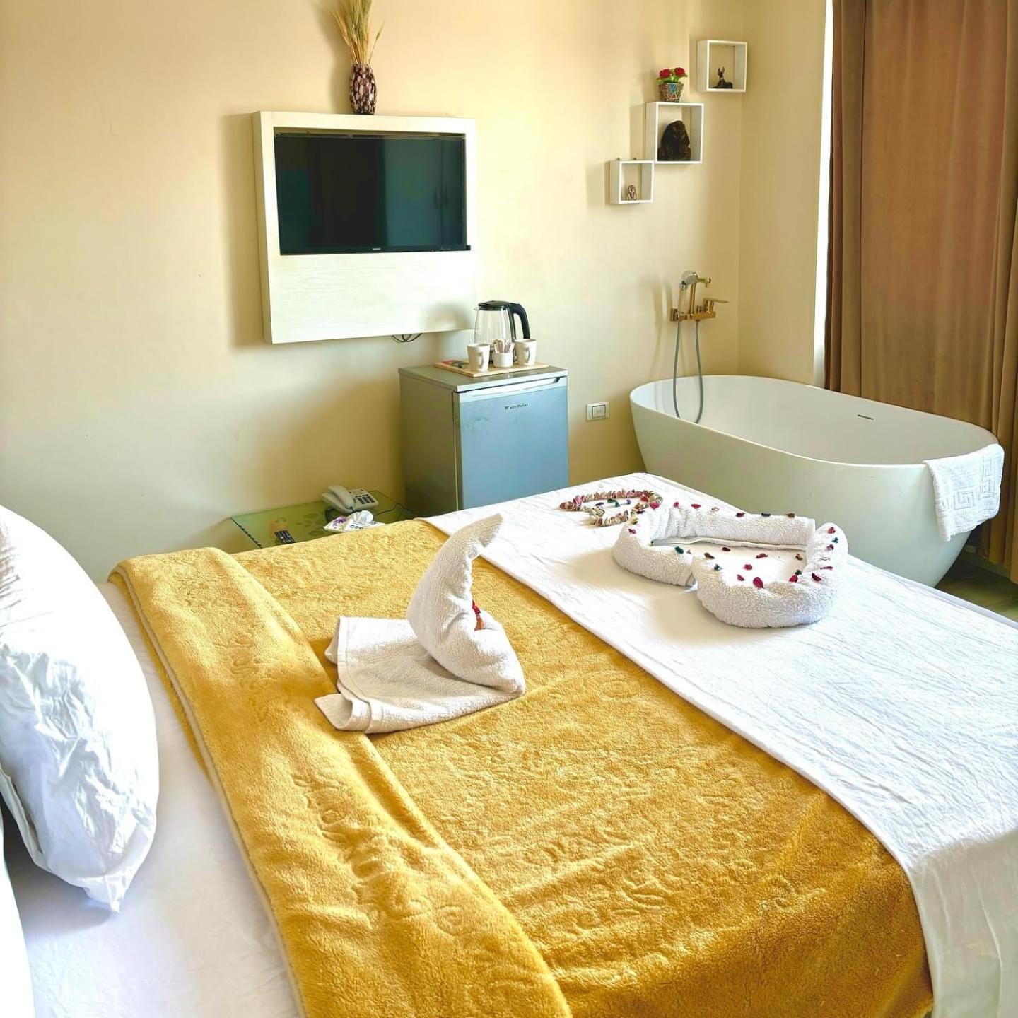 Middle East Pyramids Hotel Kafret el-Gabal Екстериор снимка